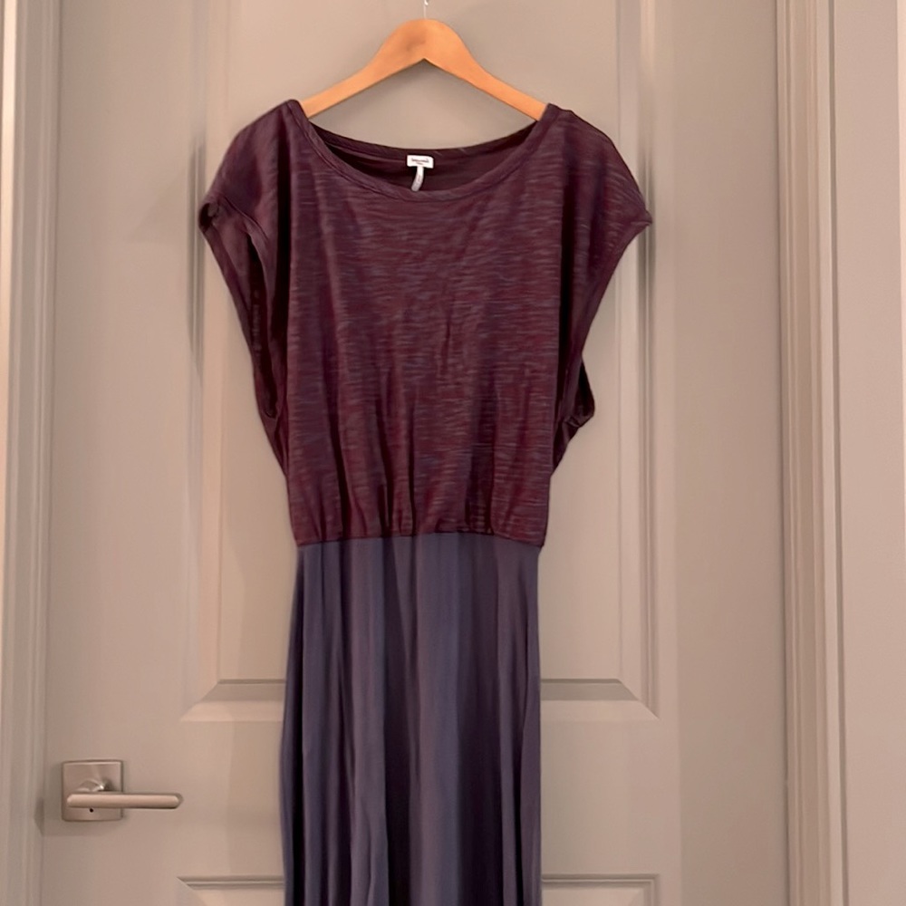 Splendid overlay navy maxi dress. Size small